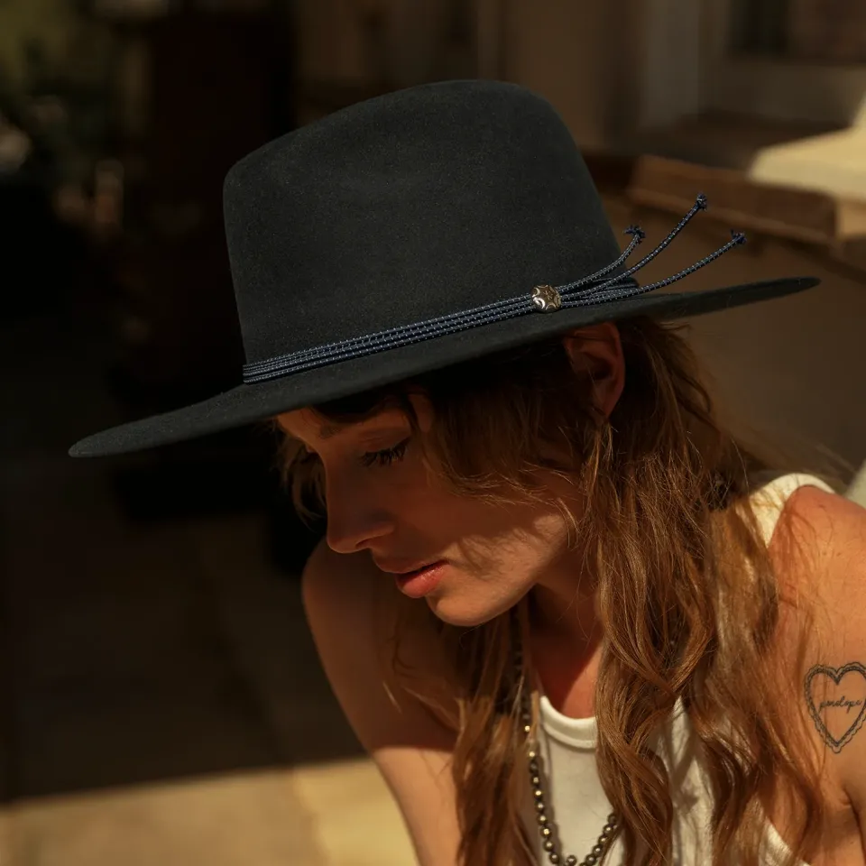 Hot Stetson The Four Points Navy