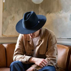 Hot Stetson The Four Points Navy